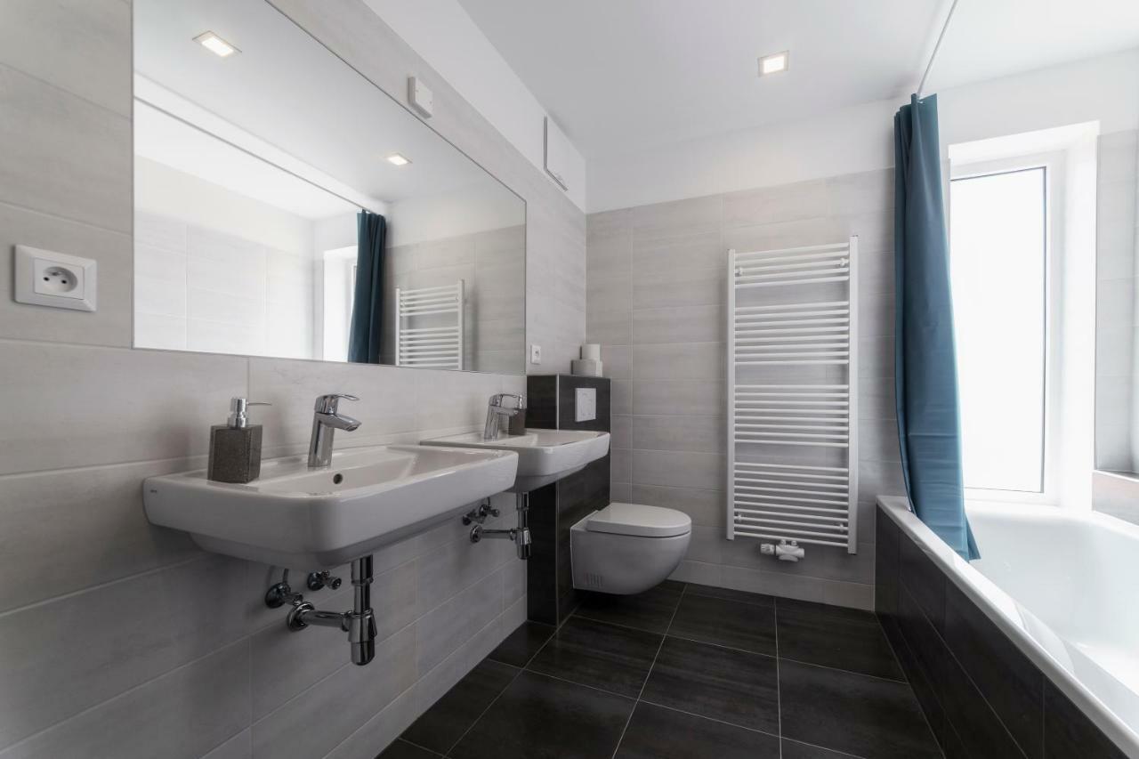 Hostel Homer Liben Prague Ngoại thất bức ảnh